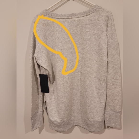 90 Degree by Reflex women sweatshirt with thumb hole| Silver/ Gray colour |NWT - Picture 2 of 9